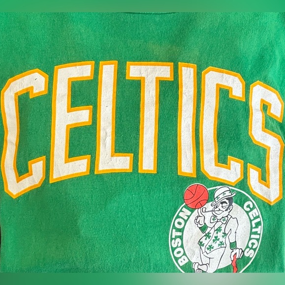 Vintage 80’s-90’s Medallion Go For The Gold Boston Celtics T Shirt Size Large - Picture 3 of 5